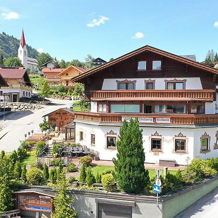 Hotel Edelweiß Garni Berwang Extérieur photo