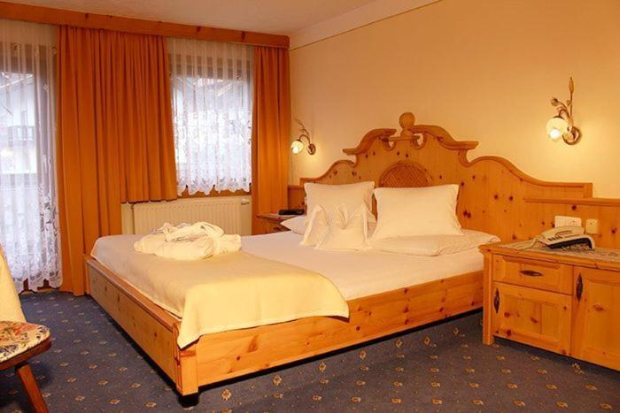 Hotel Edelweiß Garni Berwang Extérieur photo