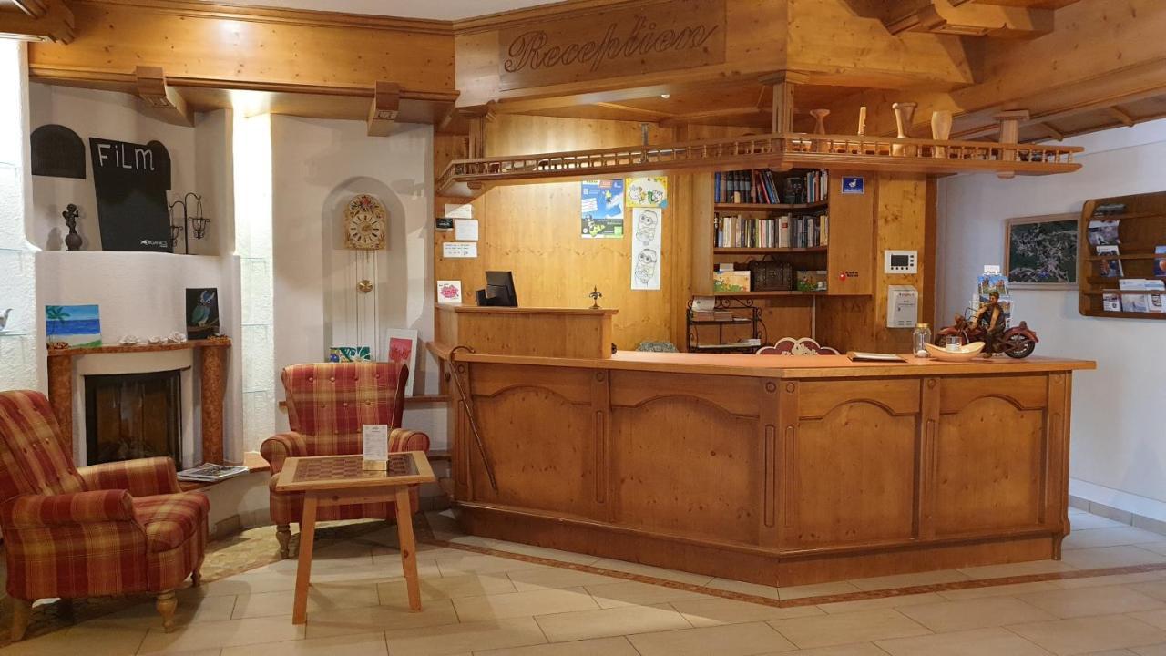 Hotel Edelweiß Garni Berwang Extérieur photo